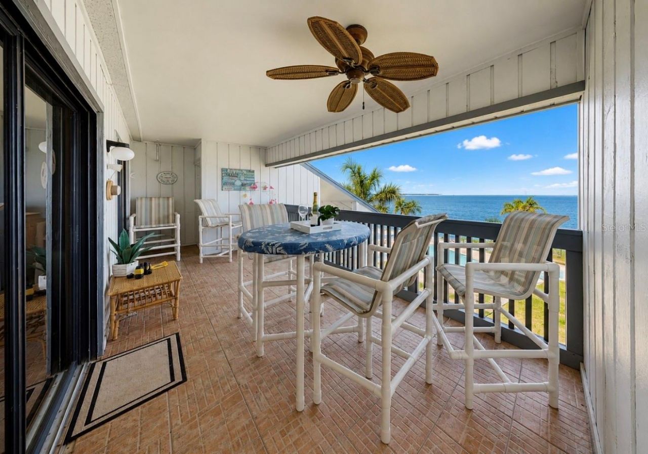 810 Bahia Del Sol Drive, Unit 16, Ruskin, FL 33570 Photo