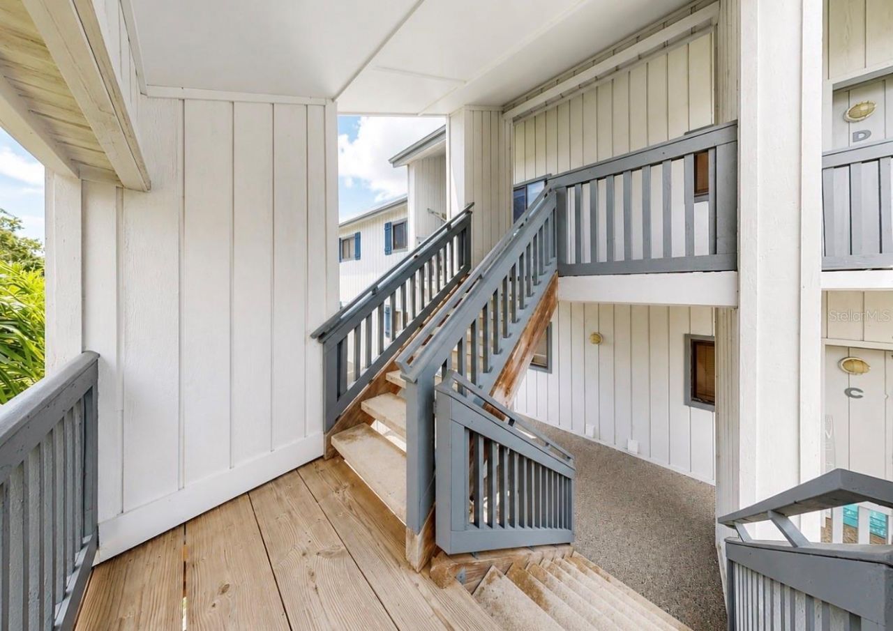 810 Bahia Del Sol Drive, Unit 16, Ruskin, FL 33570 Photo