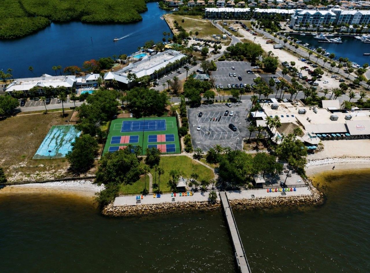 810 Bahia Del Sol Drive, Unit 16, Ruskin, FL 33570 Photo