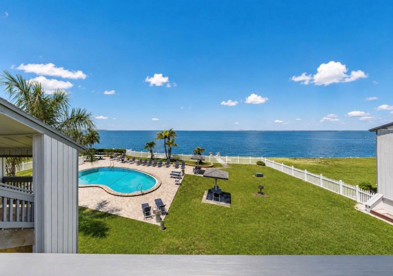 810 Bahia Del Sol Drive, Unit 16, Ruskin, FL 33570 Photo