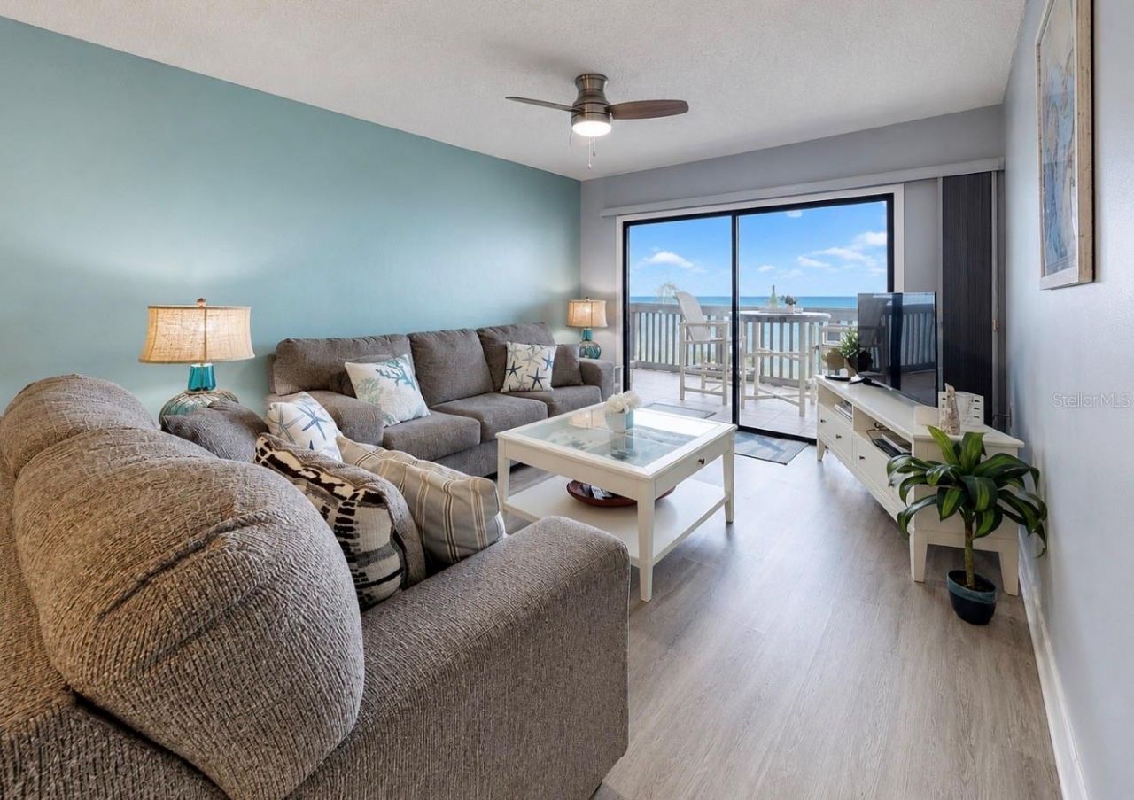 810 Bahia Del Sol Drive, Unit 16, Ruskin, FL 33570 Photo