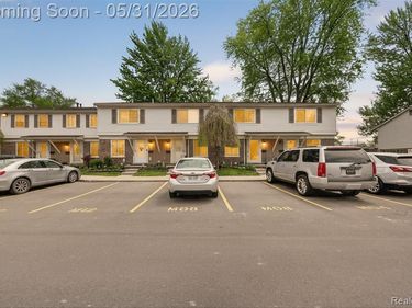 39700 Manor Drive, Harrison Twp, MI 48045