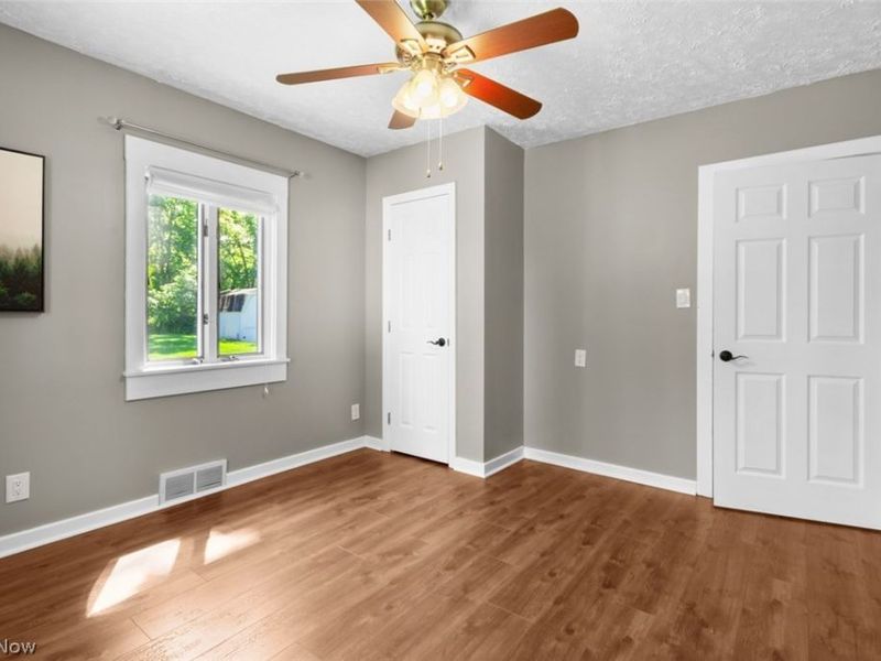 243 9th Street NE, Barberton, OH 44203 Photo 16