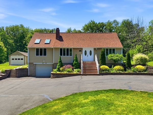 5 Hollow Rd, Wilbraham, MA 01095