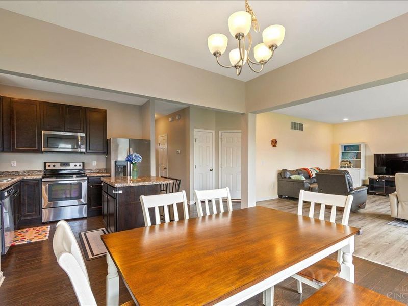 5461 Windsor Court, South Lebanon, OH 45065 Photo 8