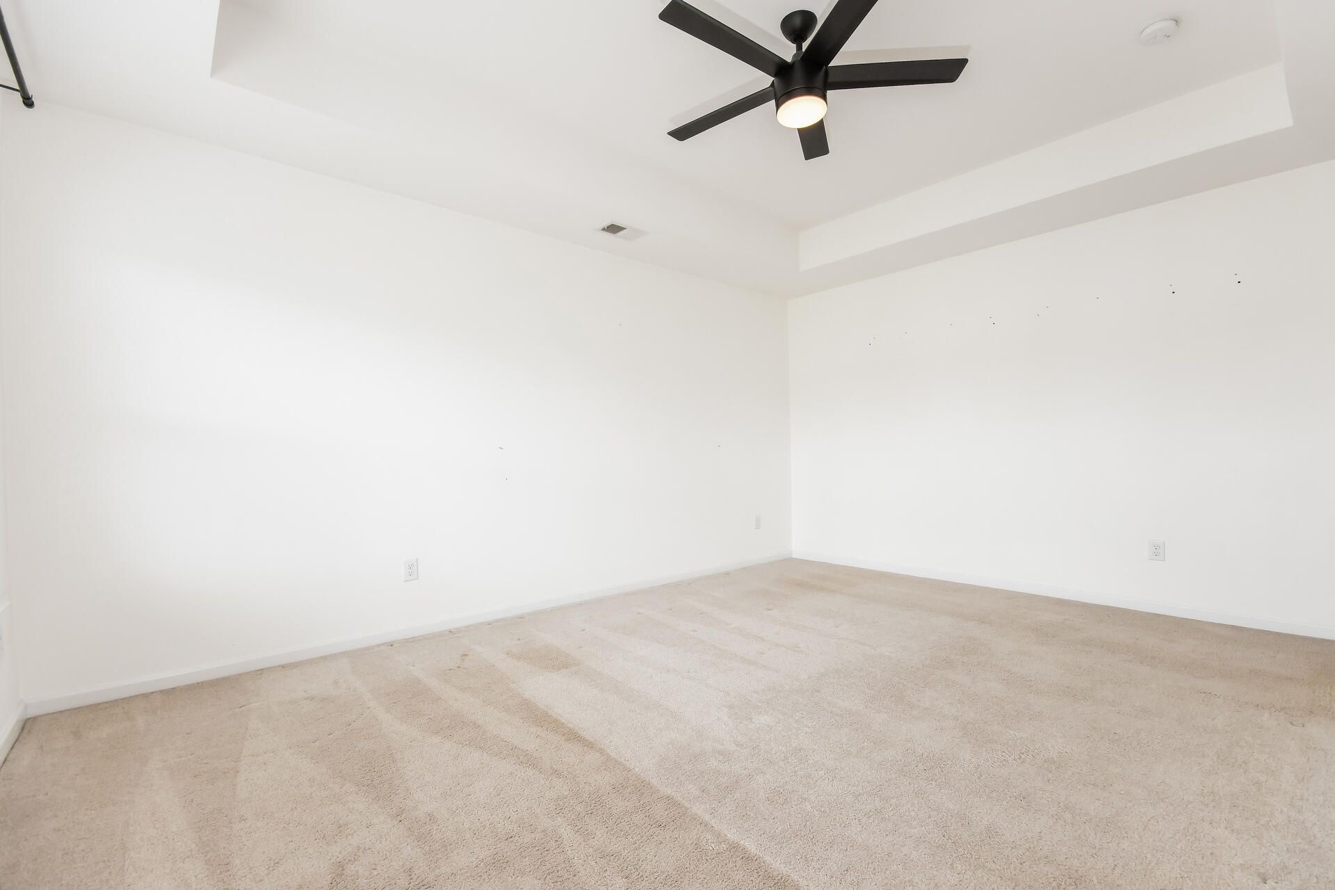 704 Sportsman Road Photo 18