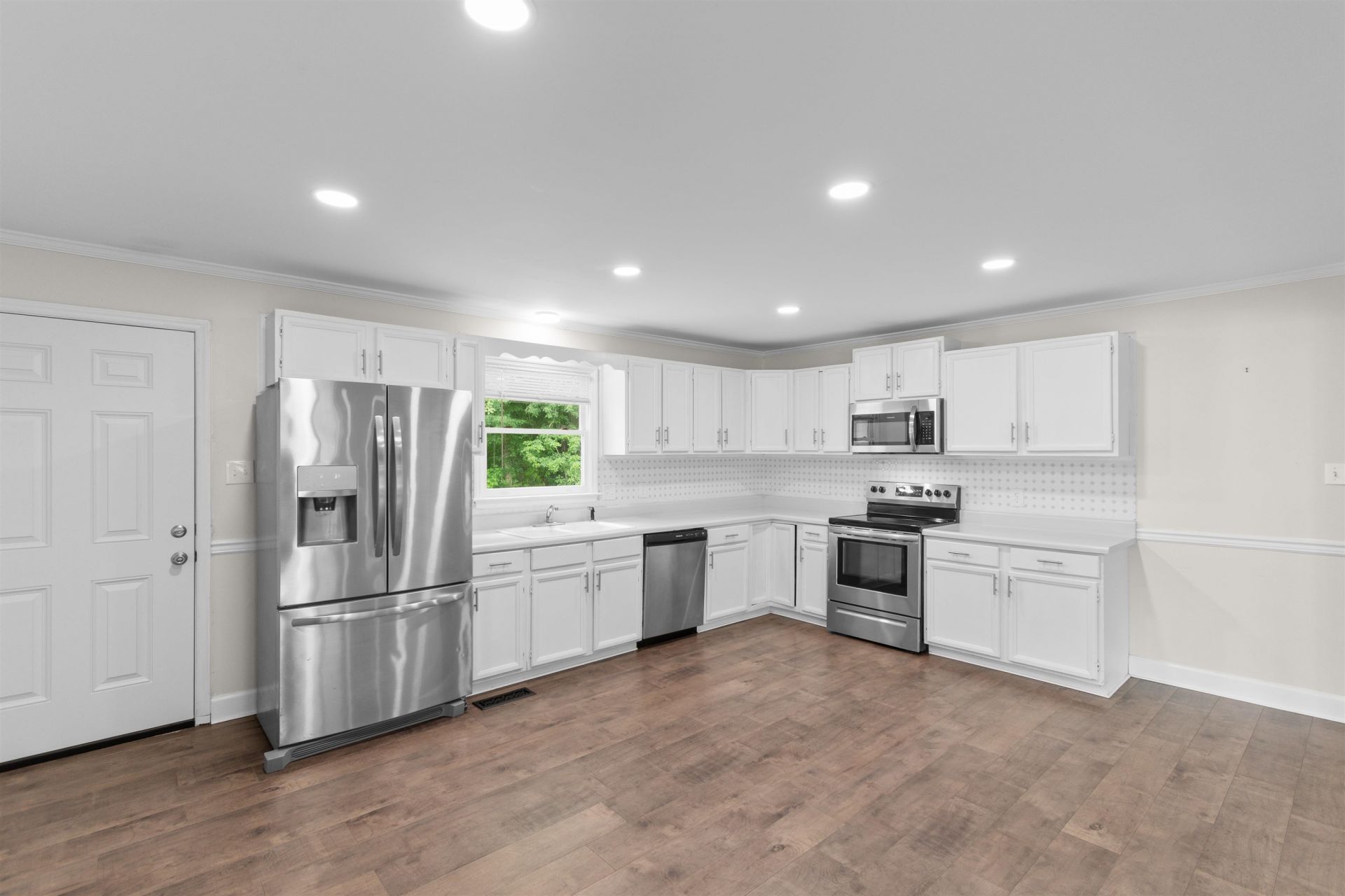 191 Deer Run Ave.  Photo 6