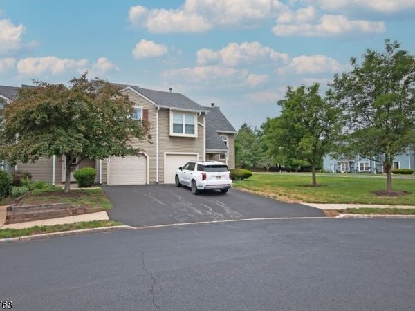 294 Michael J Smith Ct, Franklin, NJ 08873