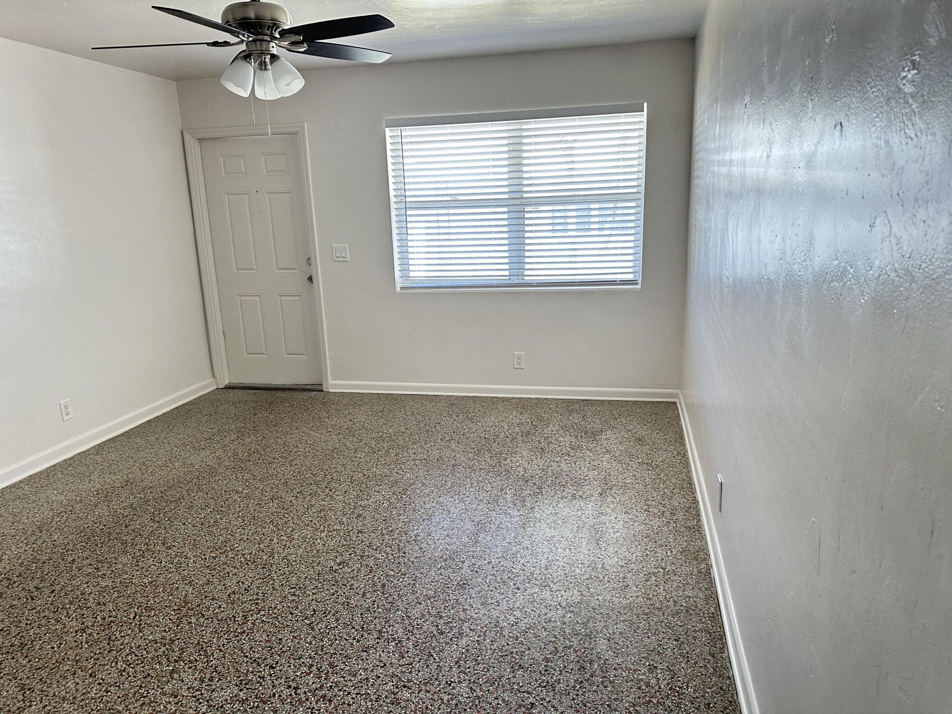 527 Puritan Road, Unit 2, West Palm Beach, FL 33405 Photo
