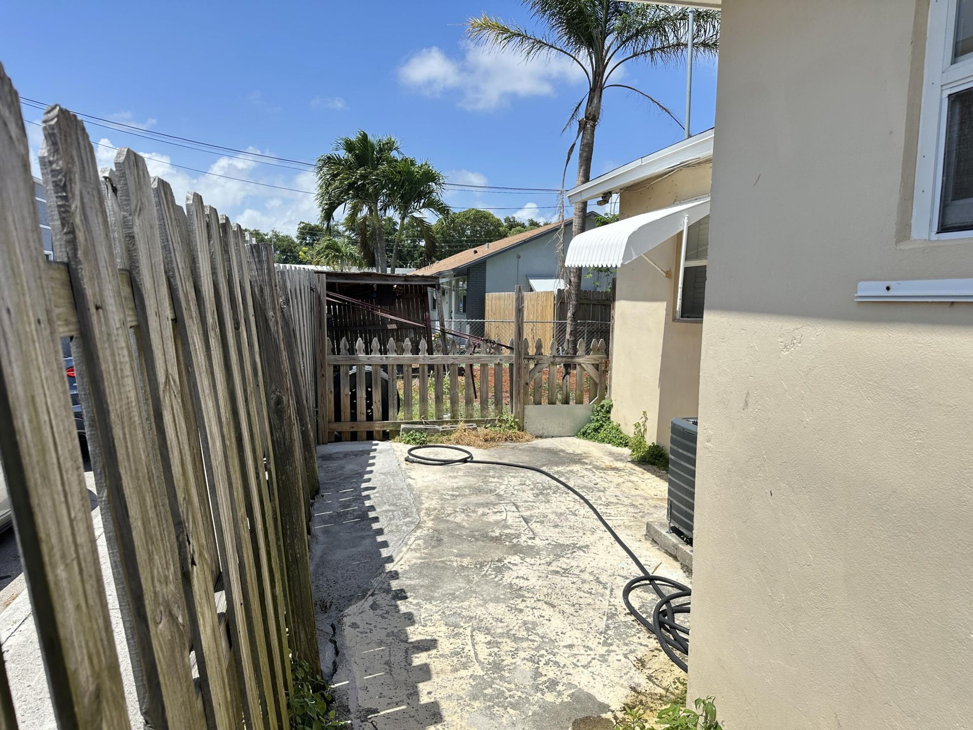 527 Puritan Road, Unit 2, West Palm Beach, FL 33405 Photo