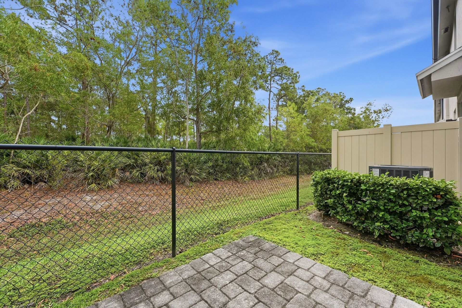 3905 SE Mentmore Lane, Stuart, FL 34997 Photo