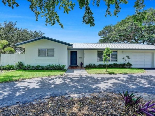 5101 NE 27th Avenue, Lighthouse Point, FL 33064