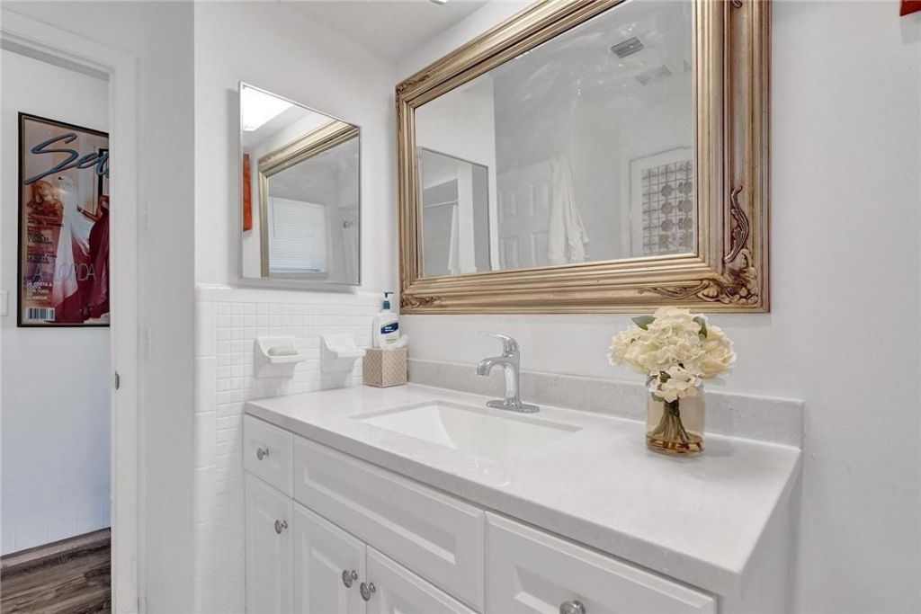 5101 NE 27th Avenue, Lighthouse Point, FL 33064 Photo