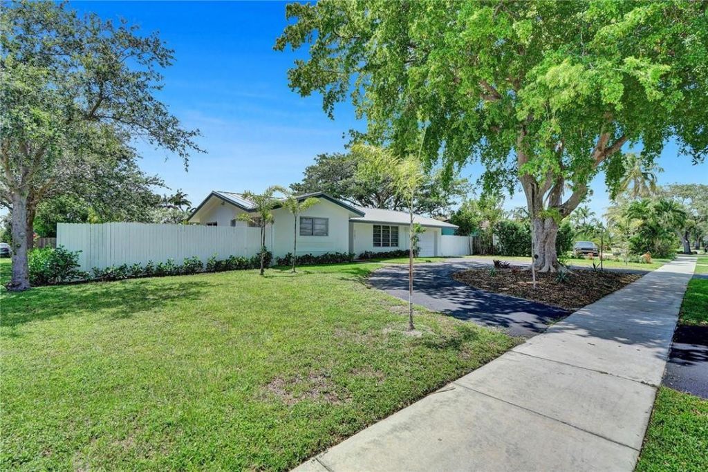 5101 NE 27th Avenue, Lighthouse Point, FL 33064 Photo