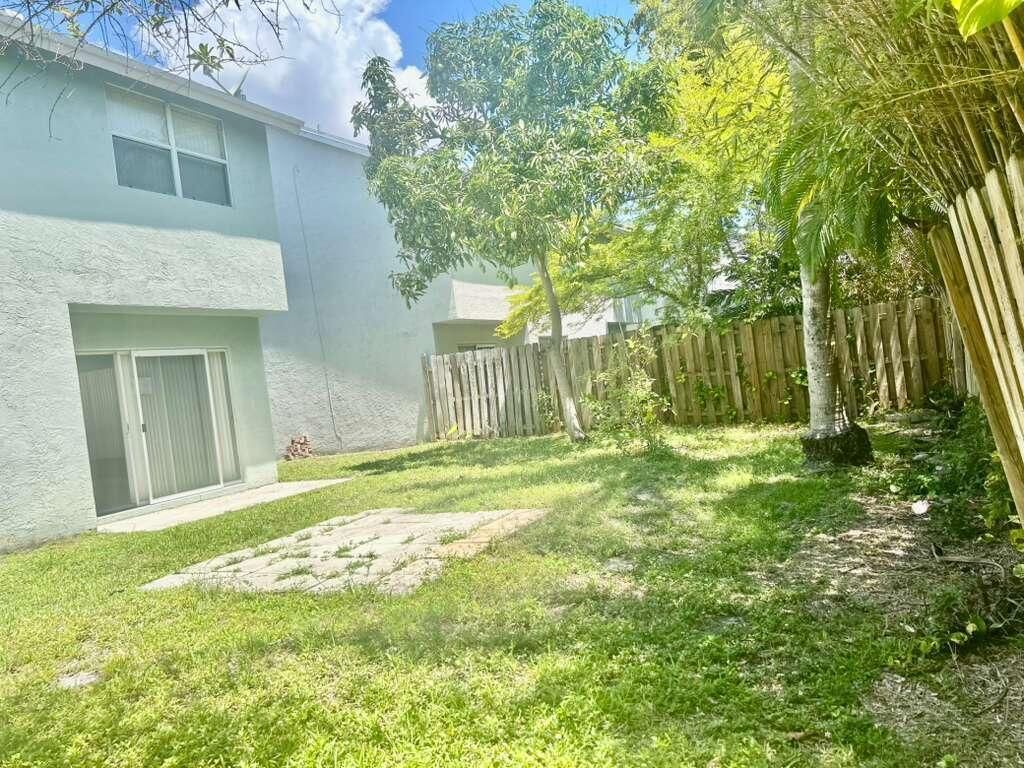 3088 NW 123rd Terrace, Sunrise, FL 33323 Photo