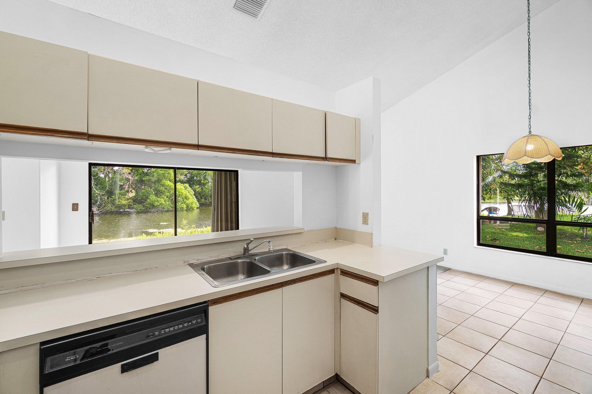 9297 Laurel Green Drive, Boynton Beach, FL 33437 Photo