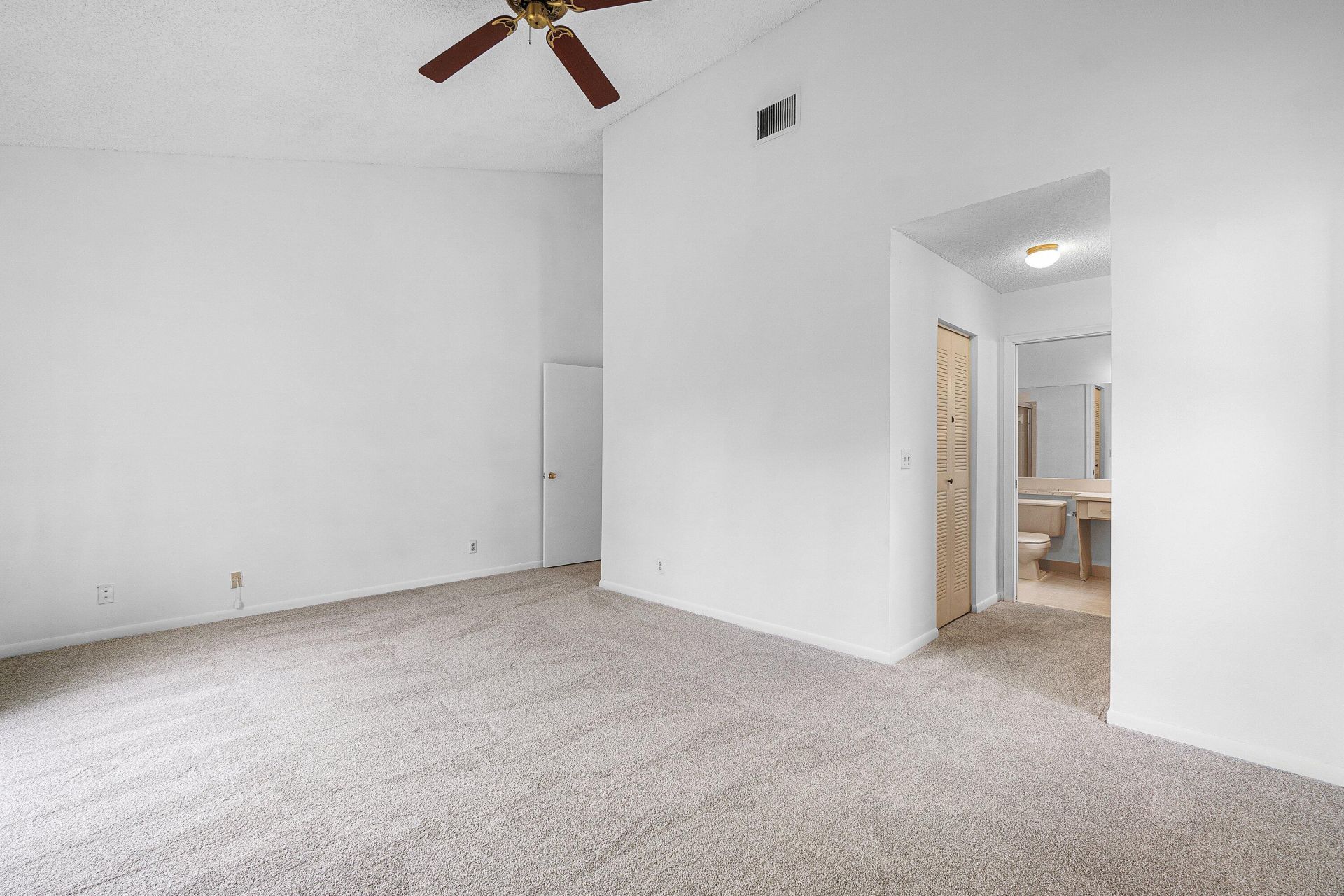 9297 Laurel Green Drive, Boynton Beach, FL 33437 Photo
