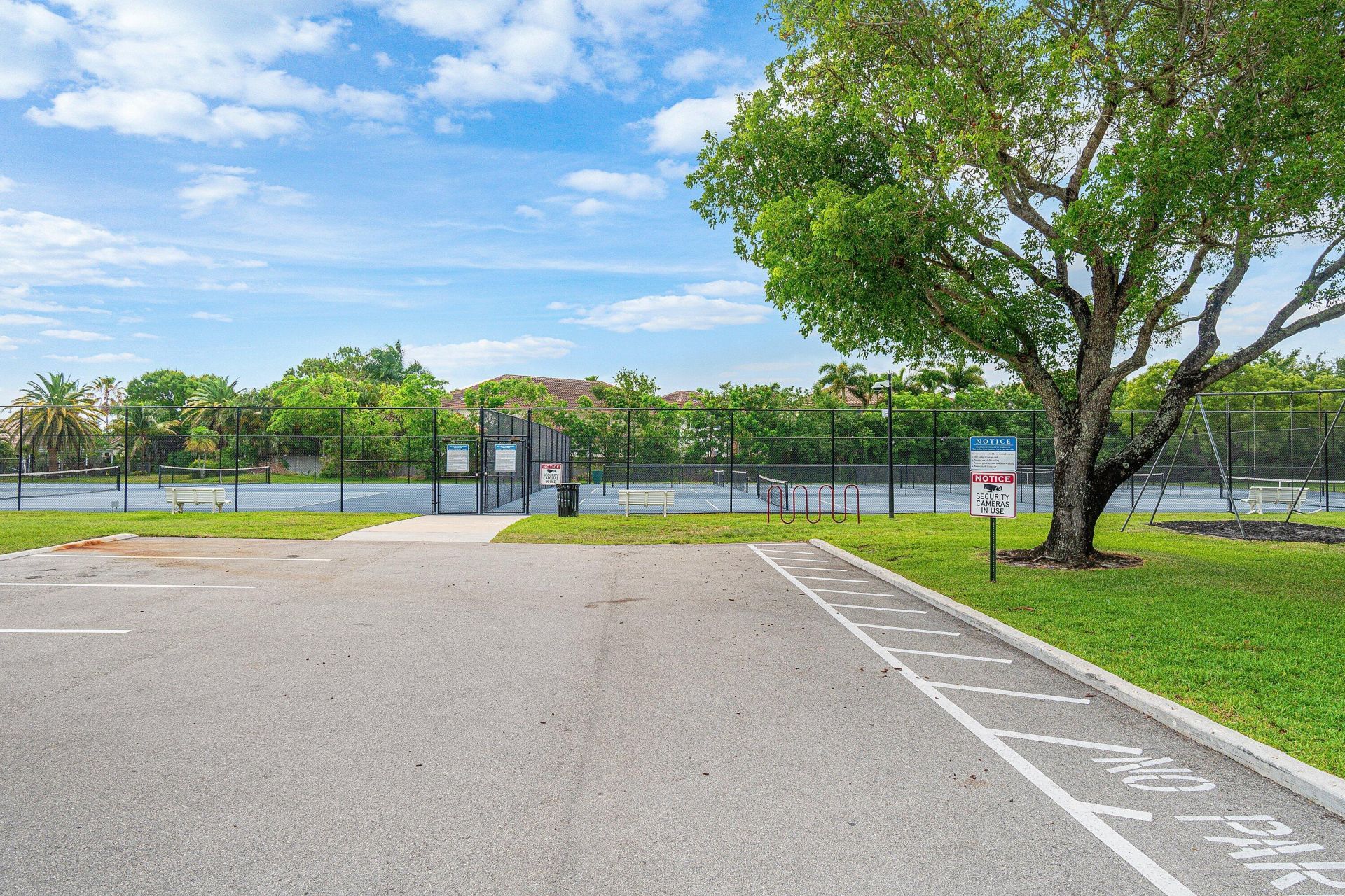 9297 Laurel Green Drive, Boynton Beach, FL 33437 Photo