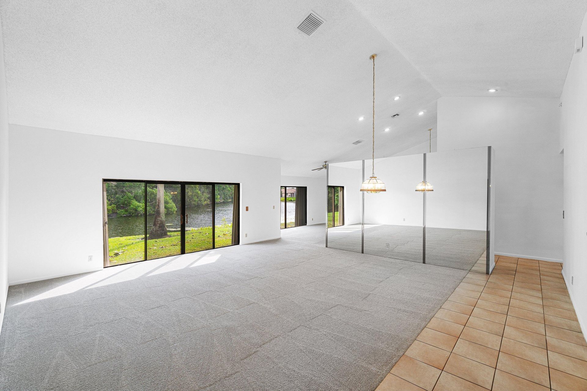 9297 Laurel Green Drive, Boynton Beach, FL 33437 Photo