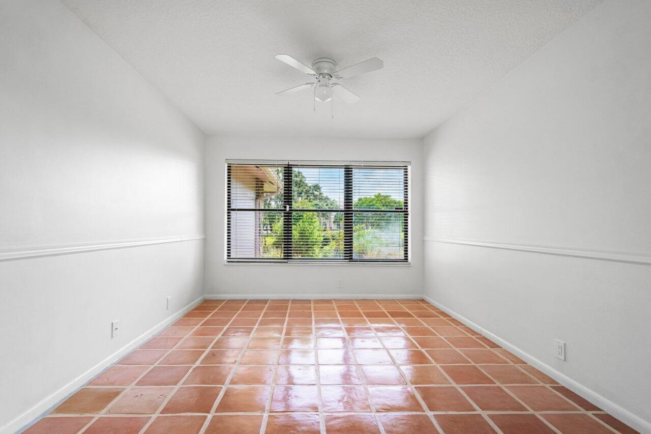 9405 Dundee Drive, Lake Worth, FL 33467 Photo