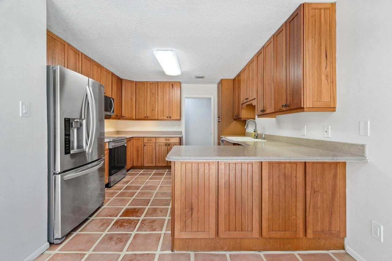 9405 Dundee Drive, Lake Worth, FL 33467 Photo