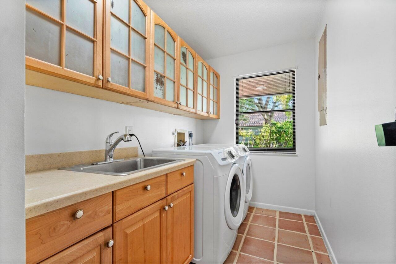 9405 Dundee Drive, Lake Worth, FL 33467 Photo