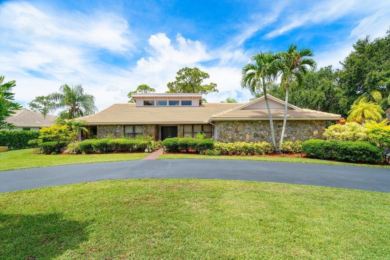 9405 Dundee Drive, Lake Worth, FL 33467 Photo