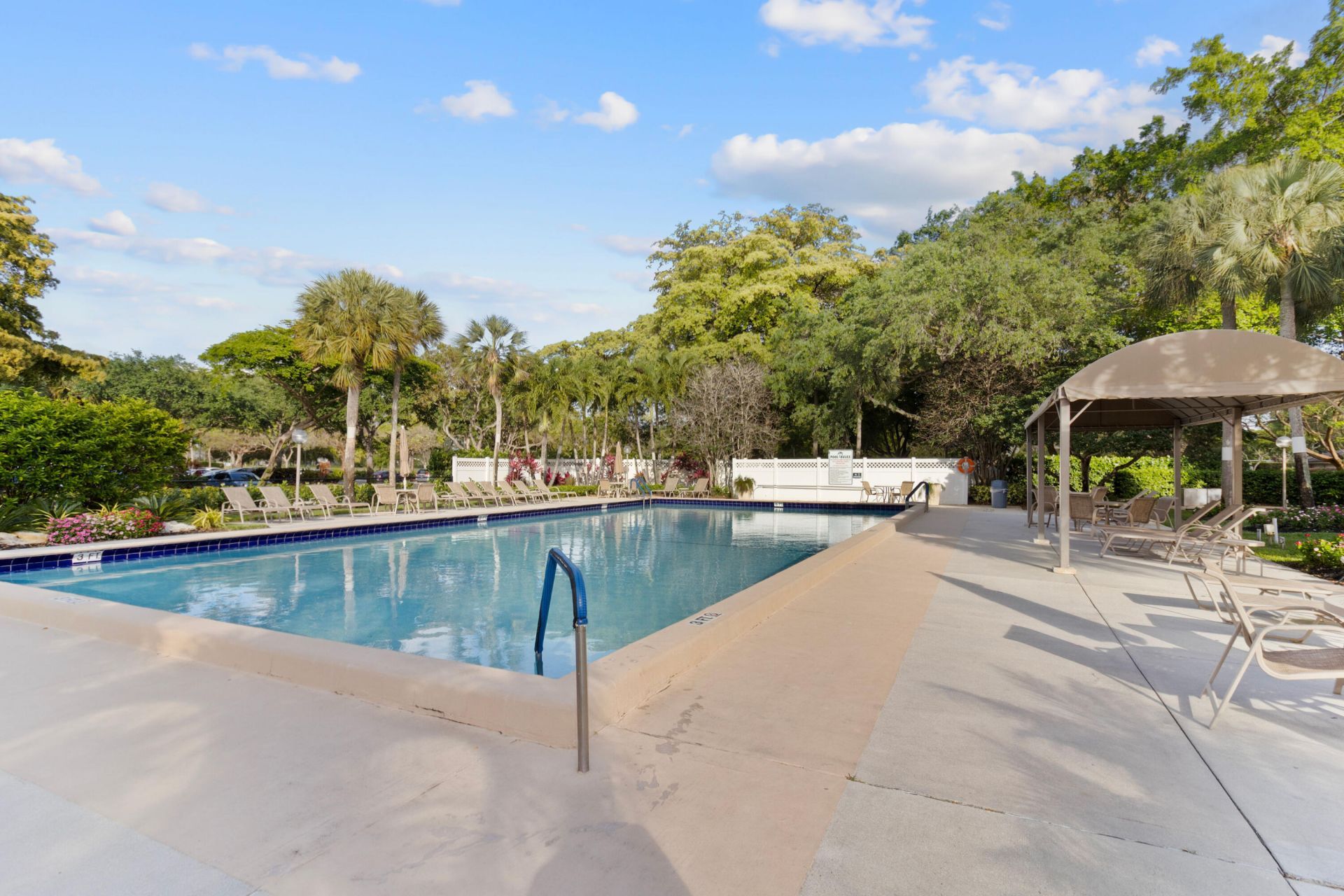 3499 Oaks Way, Unit 105, Pompano Beach, FL 33069 Photo