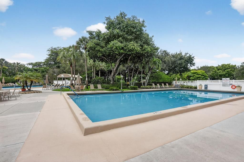 3499 Oaks Way, Unit 105, Pompano Beach, FL 33069 Photo