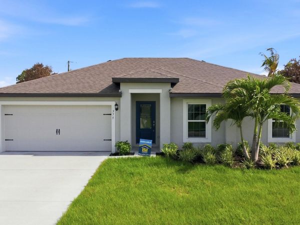 375 SW Dwight Avenue, Port St. Lucie, FL 34983