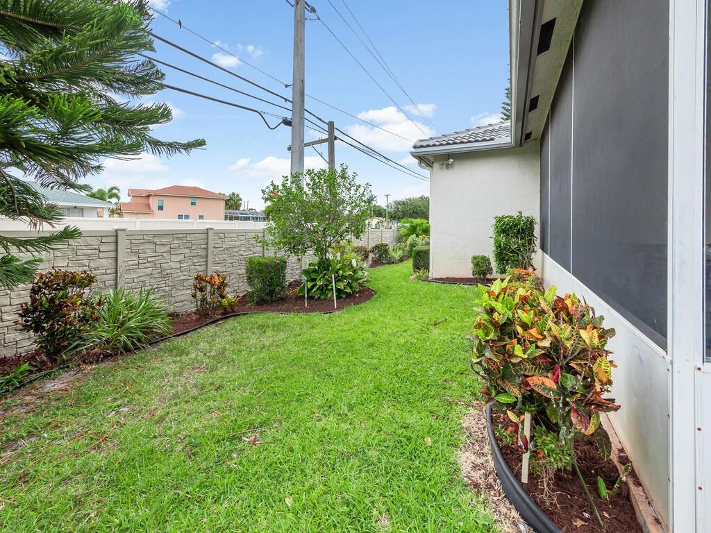 8540 Cypress Glen Court, Lake Worth, FL 33467 Photo