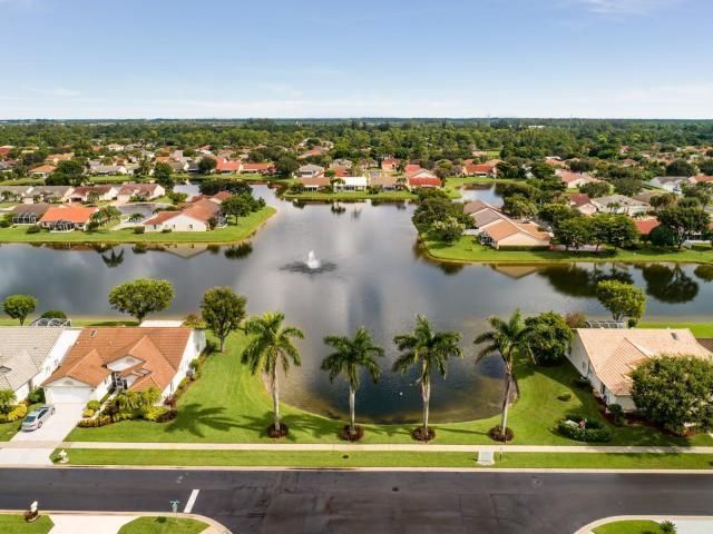 8540 Cypress Glen Court, Lake Worth, FL 33467 Photo