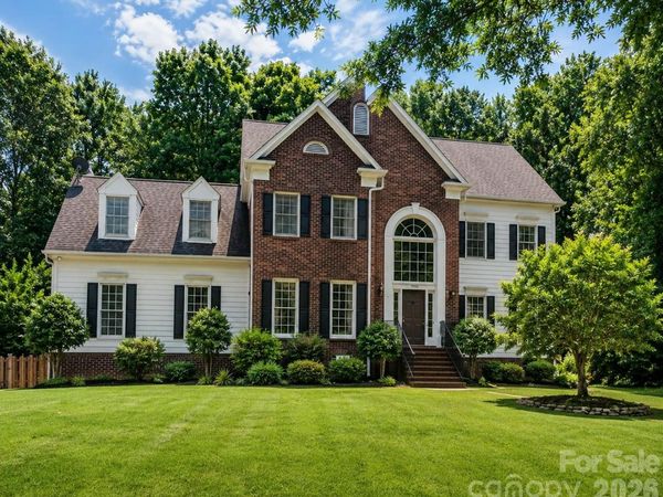 7411 Leharne Drive , Charlotte, NC 28270