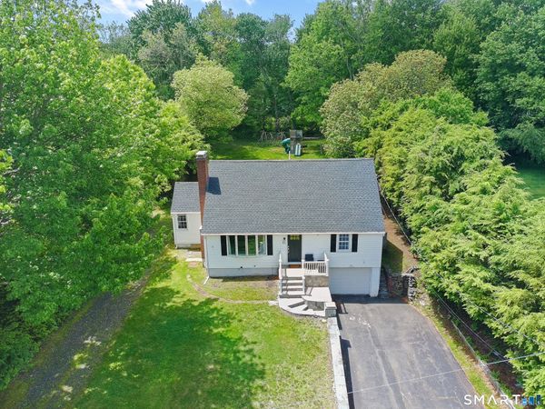 21 Lone Oak, Wolcott, CT 06716