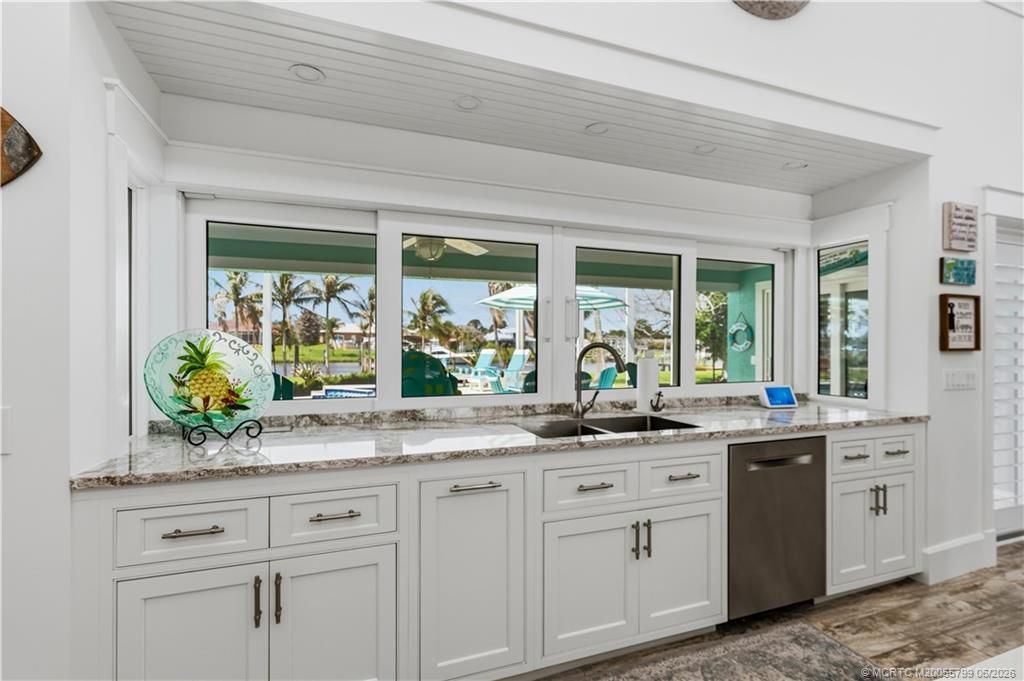 2666 SE Erickson Drive, Port Saint Lucie, FL 34984 Photo
