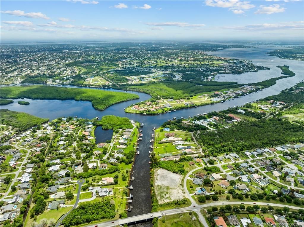 2666 SE Erickson Drive, Port Saint Lucie, FL 34984 Photo