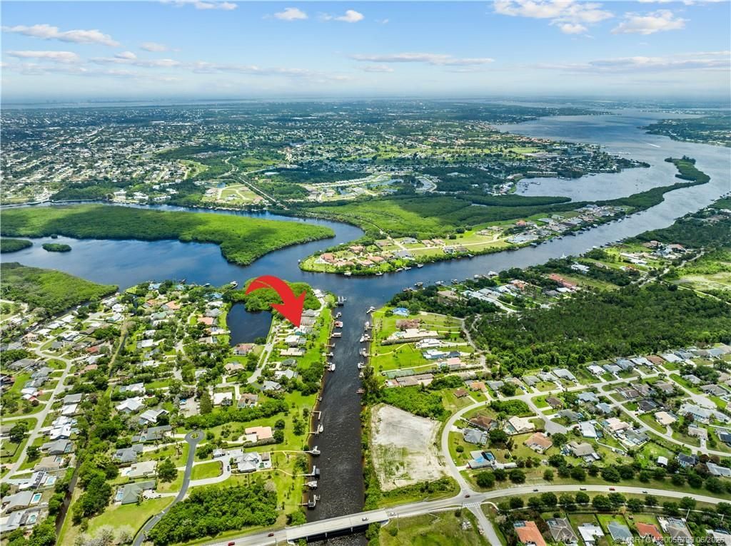 2666 SE Erickson Drive, Port Saint Lucie, FL 34984 Photo