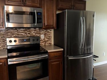 7831 89th Avenue N, Brooklyn Park, MN 55445