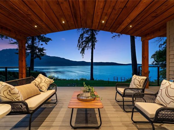 11665 Jupata Way , North Saanich, BC V8L 5K1