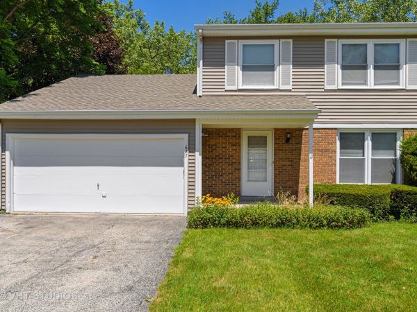 627 Smith Avenue , Lake Bluff, IL 60044