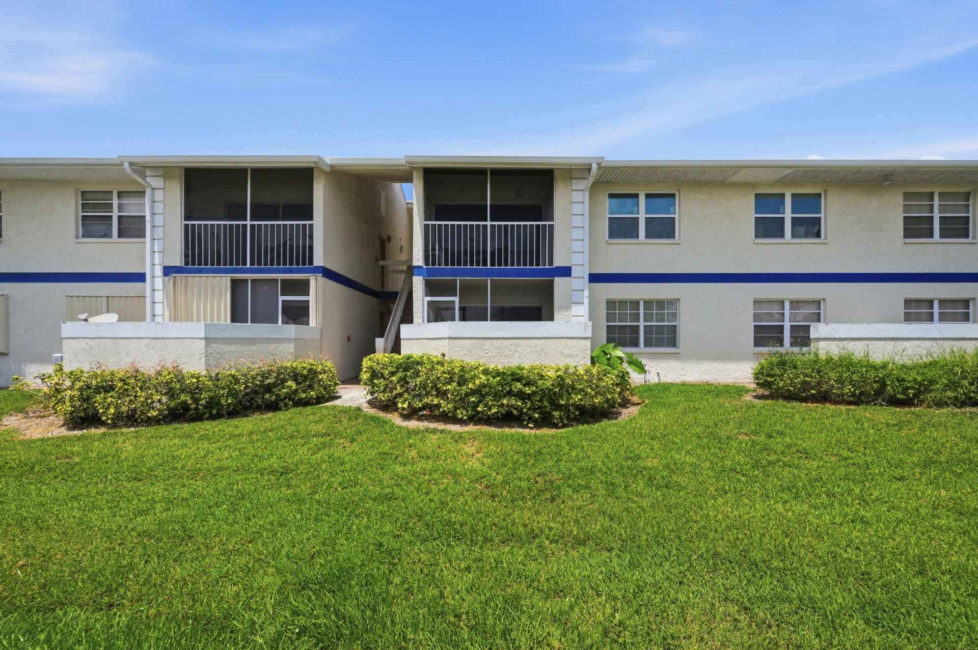 1530 SE Royal Green Circle, Unit 204, Port Saint Lucie, FL 34952 Photo