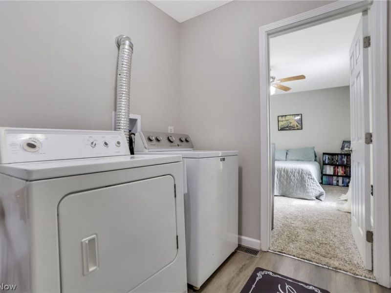 121 Mill Street E, Senecaville, OH 43780 Photo 10