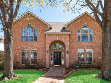 5832 Mossbrook Trail, Dallas, TX 75252