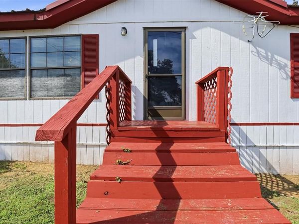 3601 Mockingbird Circle, Cleburne, TX 76031