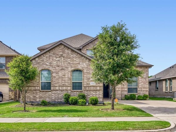 422 Milligan Drive, Midlothian, TX 76065