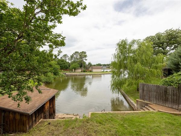 1512 Pecos Trail Court, Granbury, TX 76048