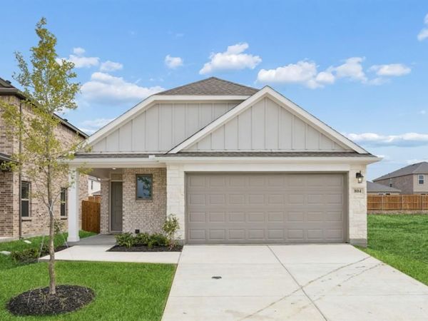 804 Hillcrest Boulevard, Princeton, TX 75407