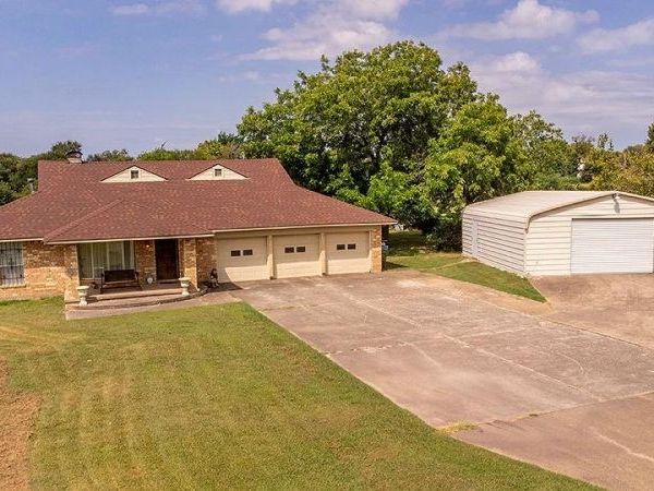 1903 Seagoville Road , Seagoville, TX 75159