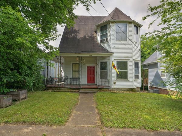 812 E 10th Street , Chattanooga, TN 37403