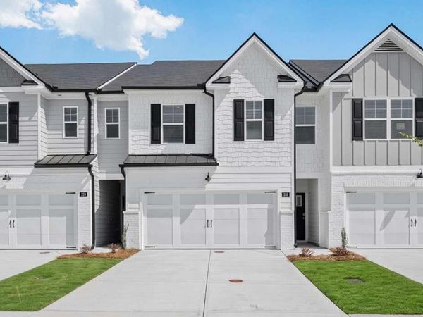 220 Sound Circle, Stockbridge, GA 30281